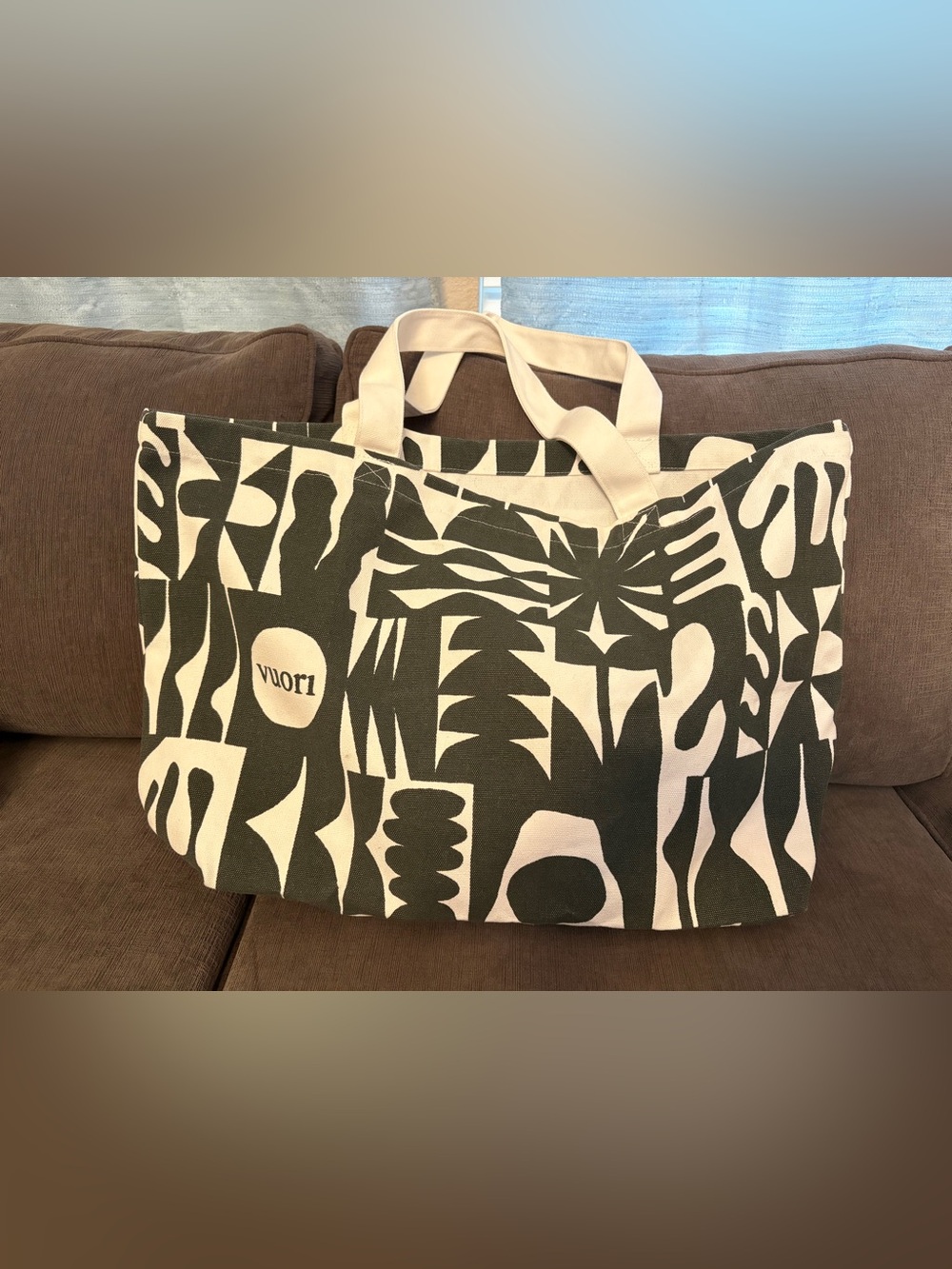 Vuori Dark Green & White Pattern Tote Bag - Picture 6 of 6